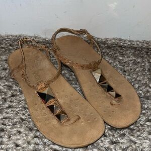 Vionic Nala cork ankle strap sandals with large chunky gold gems